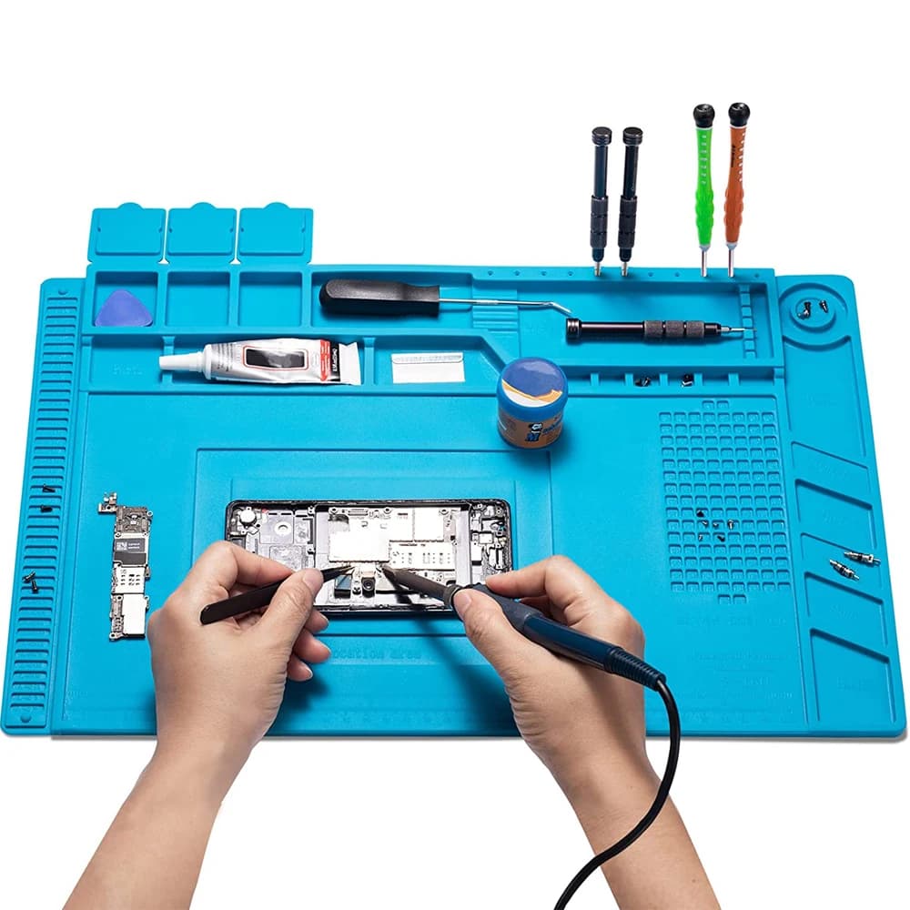 Silicone work mat for soldering station
